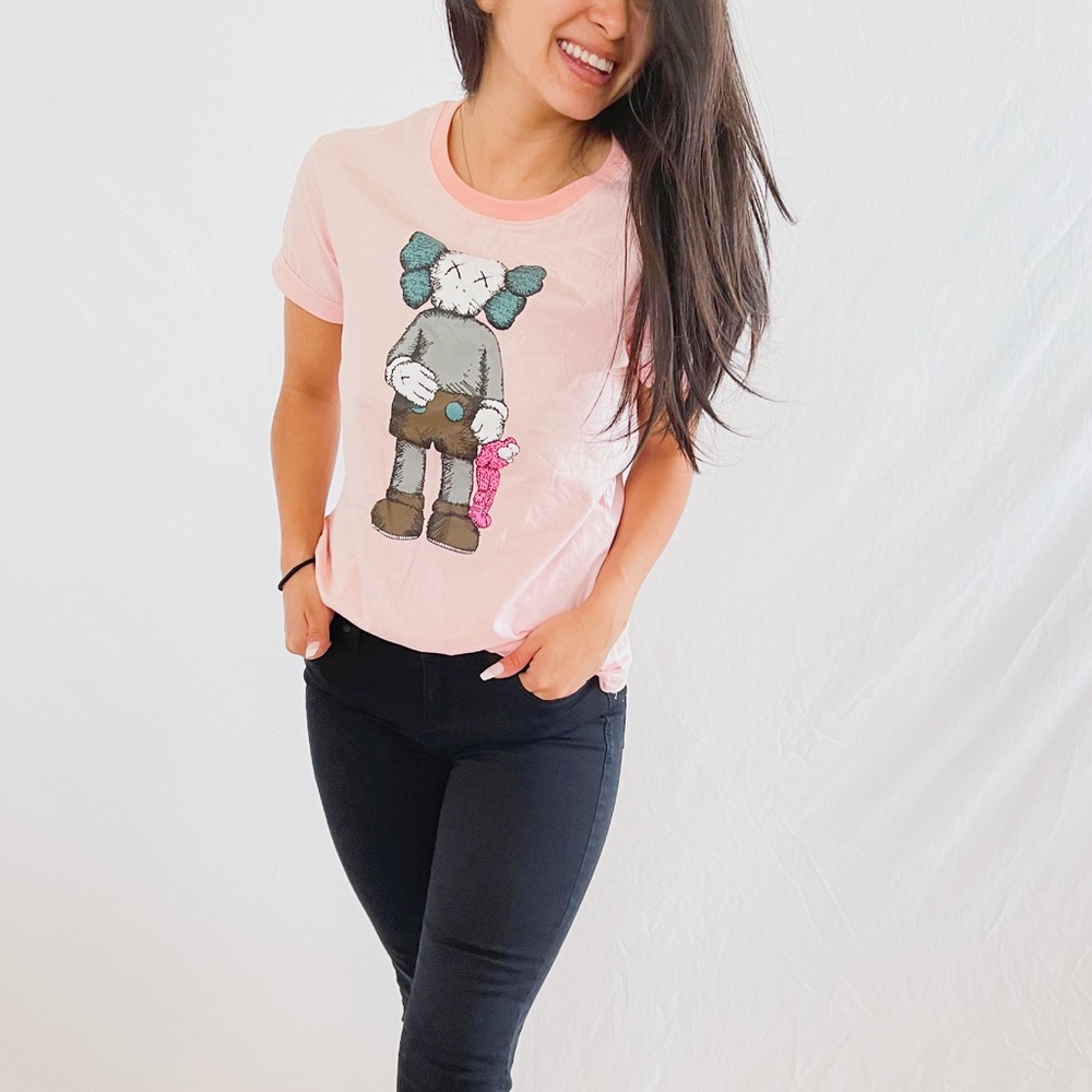 UNIQLO X KAWS T-Shirt